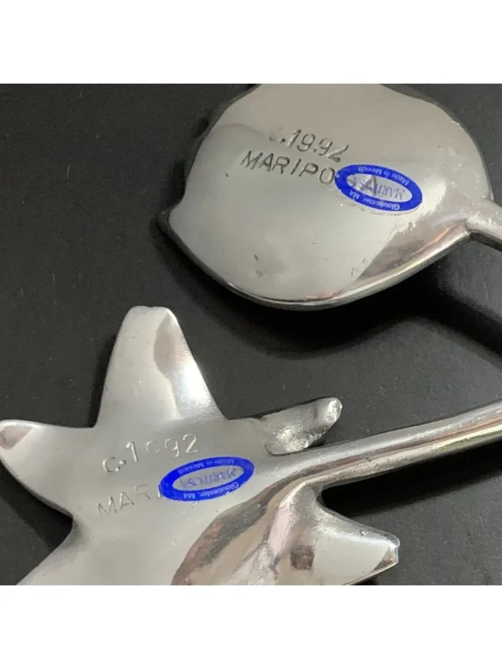 Mariposa Brillante Aluminum Flower Salad Servers Cast Metal Utensils Set